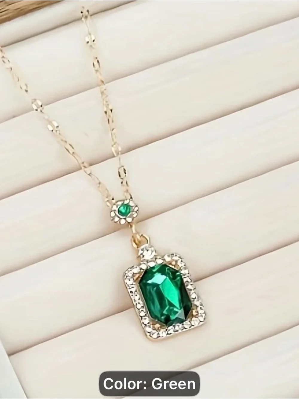 Emerald Green Gold-Plated Jewelry Set - Necklace, Ring & Earrings